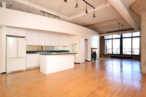 Tiny photo for 728 W Jackson Boulevard #703, Chicago, IL 60661 (MLS # 12441777)