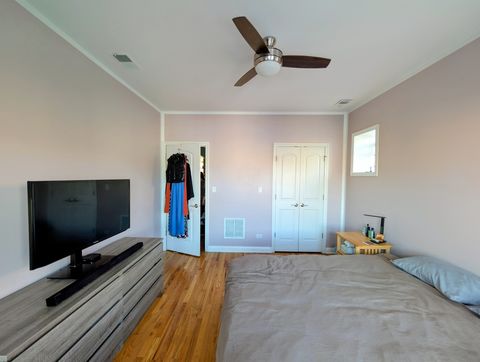 Tiny photo for 3910 N Bernard Street #2E, Chicago, IL 60618 (MLS # 12552394)