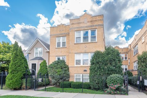 Tiny photo for 3910 N Bernard Street #2E, Chicago, IL 60618 (MLS # 12552394)