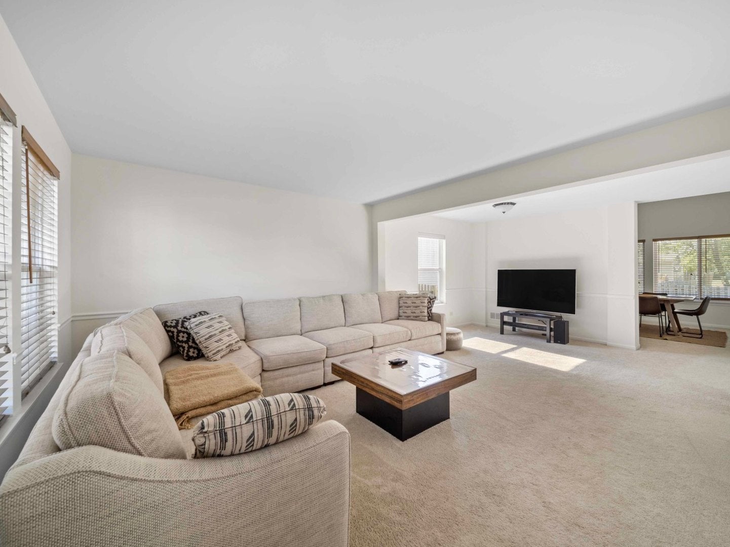 2521 WATERFORD Lane