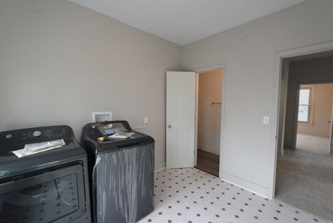 Tiny photo for 117 E Garfield Street, Davenport, IA 52803 (MLS # 12604420)