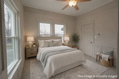 Tiny photo for 117 E Garfield Street, Davenport, IA 52803 (MLS # 12604420)