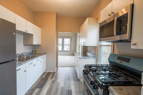 Tiny photo for 117 E Garfield Street, Davenport, IA 52803 (MLS # 12604420)