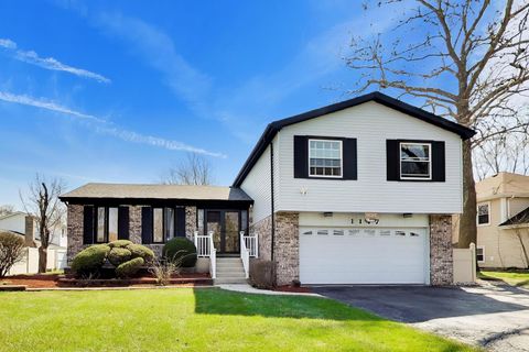 Photo of 1147 185th Street, Homewood, IL 60430 (MLS # 12609206)