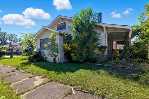 Tiny photo for 500 W 115th Street, Chicago, IL 60628 (MLS # 12471161)