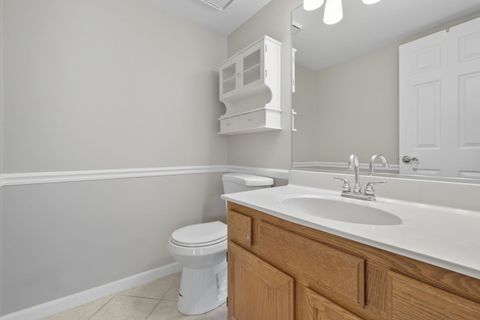Tiny photo for 93 Berkshire Court, Gurnee, IL 60031 (MLS # 12489040)