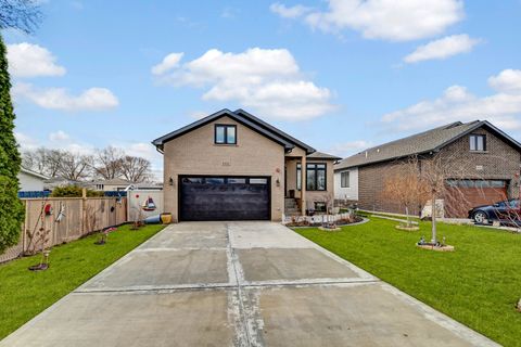 Tiny photo for 8332 S 78th Court, Justice, IL 60458 (MLS # 12592527)