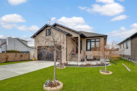 Photo of 8332 S 78th Court, Justice, IL 60458 (MLS # 12592527)