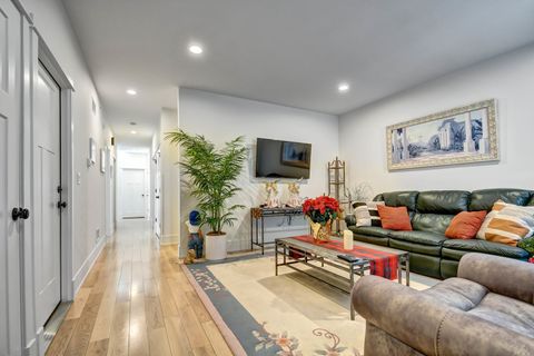 Tiny photo for 8332 S 78th Court, Justice, IL 60458 (MLS # 12592527)