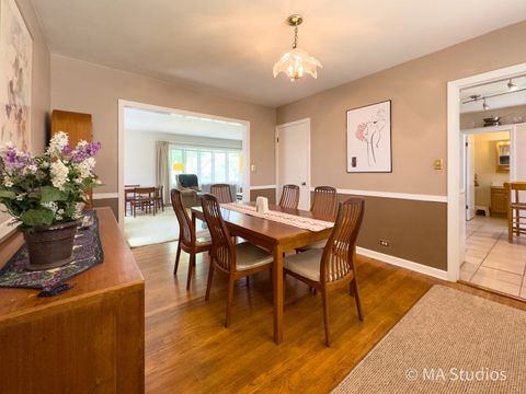 Tiny photo for 1219 Golf Lane, Wheaton, IL 60189 (MLS # 12578690)