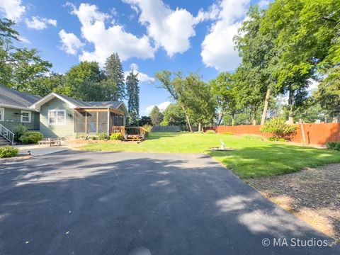 Tiny photo for 1219 Golf Lane, Wheaton, IL 60189 (MLS # 12578690)