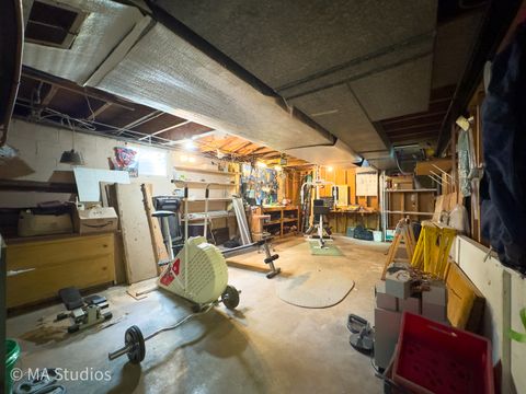 Tiny photo for 1219 Golf Lane, Wheaton, IL 60189 (MLS # 12578690)