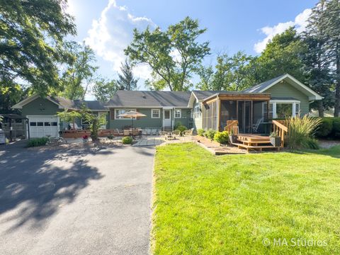 Tiny photo for 1219 Golf Lane, Wheaton, IL 60189 (MLS # 12578690)
