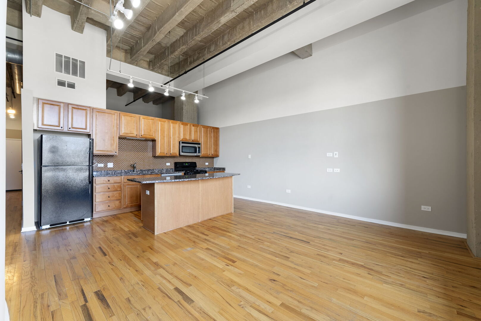 1645 W Ogden Avenue 515