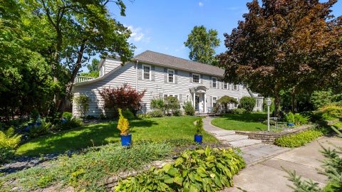 Photo of 195 Maple Hill Road, Glencoe, IL 60022 (MLS # 12727880)