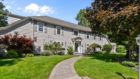 Tiny photo for 195 Maple Hill Road, Glencoe, IL 60022 (MLS # 12727880)