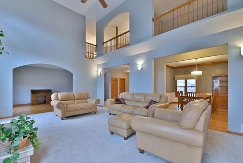 Tiny photo for 244 S Linden Avenue, Elmhurst, IL 60126 (MLS # 12589798)