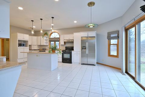 Tiny photo for 244 S Linden Avenue, Elmhurst, IL 60126 (MLS # 12589798)