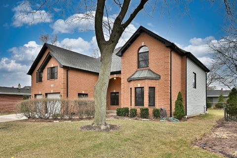 Tiny photo for 244 S Linden Avenue, Elmhurst, IL 60126 (MLS # 12589798)
