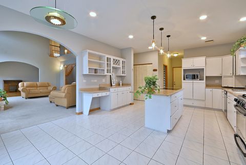 Tiny photo for 244 S Linden Avenue, Elmhurst, IL 60126 (MLS # 12589798)