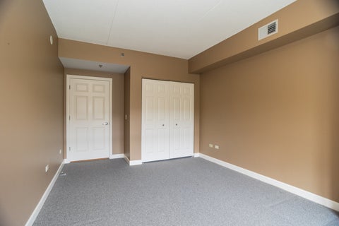 Tiny photo for 865 E 22nd Street #302, Lombard, IL 60148 (MLS # 12654911)
