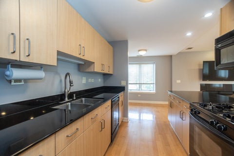 Tiny photo for 865 E 22nd Street #302, Lombard, IL 60148 (MLS # 12654911)