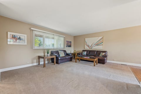 Tiny photo for 564 Gateshead S, Elk Grove Village, IL 60007 (MLS # 12737576)