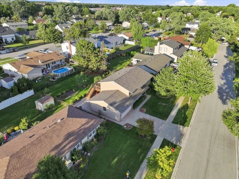 Tiny photo for 564 Gateshead S, Elk Grove Village, IL 60007 (MLS # 12737576)