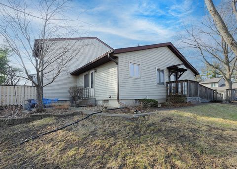 Photo of 3590 Devils Glen Road #0, Bettendorf, IA 52722 (MLS # 12589447)