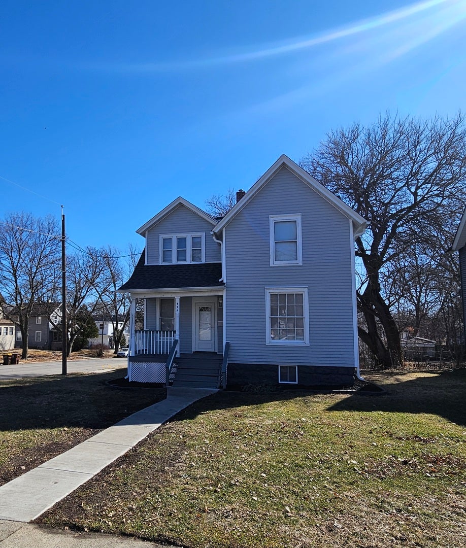 945 NORTH Avenue