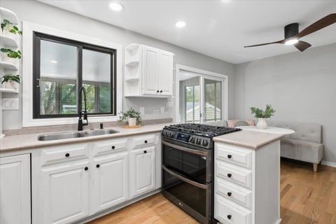 Tiny photo for 15670 W Sprucewood Lane, Libertyville, IL 60048 (MLS # 12768042)