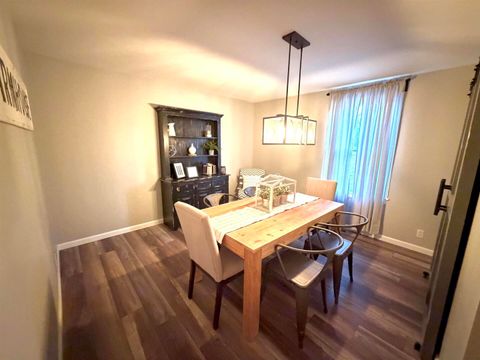 Tiny photo for 821 E 6TH Street, Centralia, IL 62801 (MLS # 100000036)