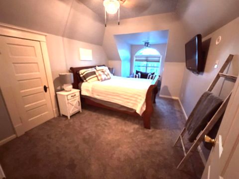 Tiny photo for 821 E 6TH Street, Centralia, IL 62801 (MLS # 100000036)