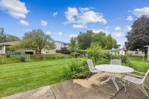 Tiny photo for 1564 White Trail, Elk Grove Village, IL 60007 (MLS # 12747186)