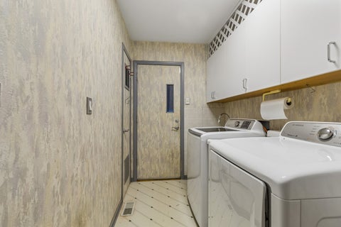Tiny photo for 1564 White Trail, Elk Grove Village, IL 60007 (MLS # 12747186)