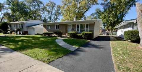 Tiny photo for 15722 Woodlawn East Avenue, South Holland, IL 60473 (MLS # 12792506)