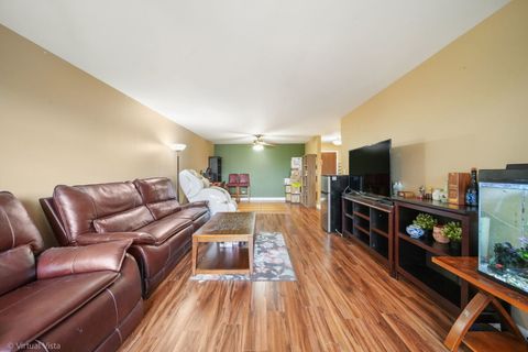 Tiny photo for 9500 Washington Street #306, Niles, IL 60714 (MLS # 12498871)