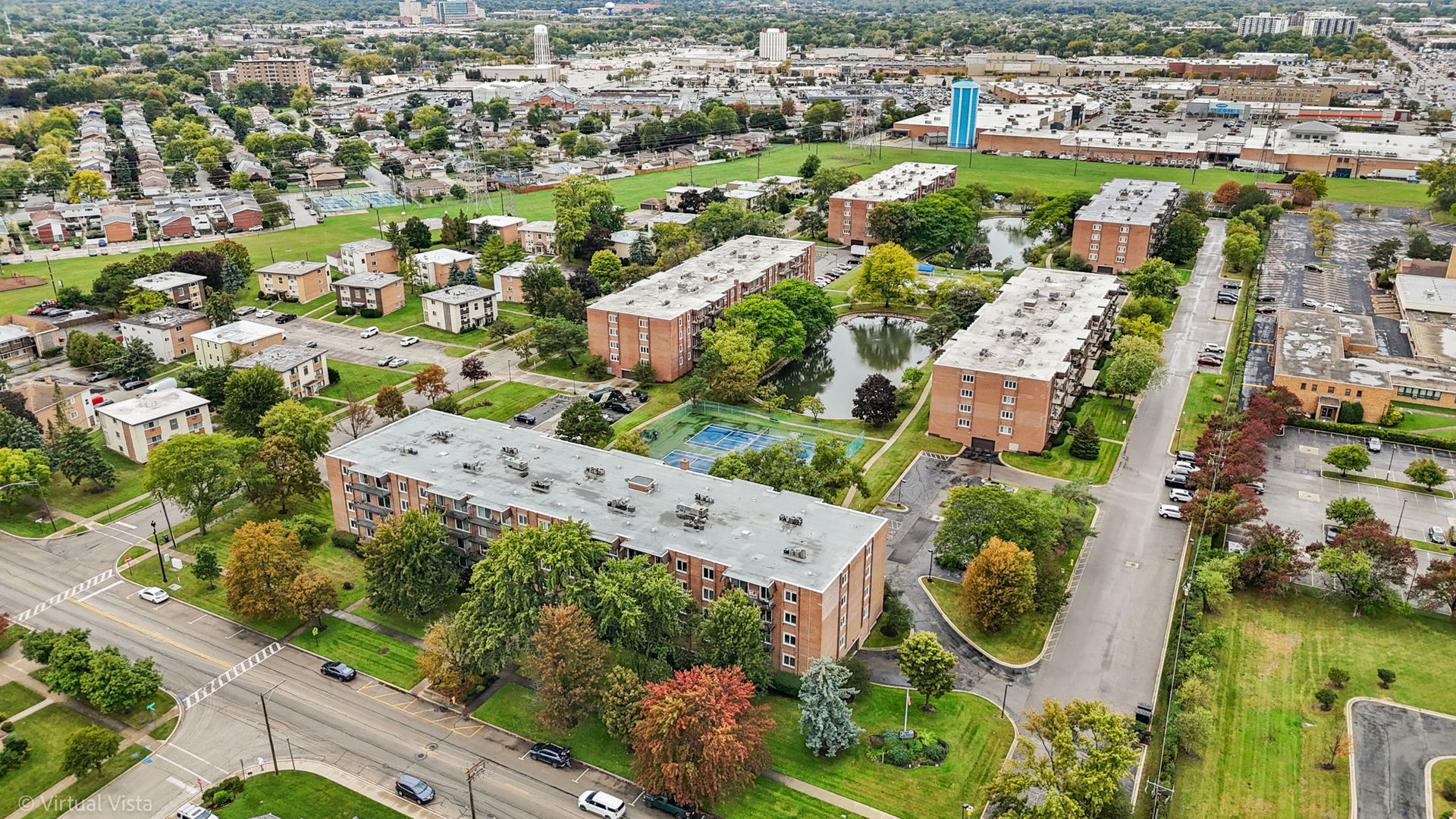 Niles, Illinois 60714, United States, 2 Bedrooms Bedrooms, ,2 BathroomsBathrooms,Residential,Active,232534