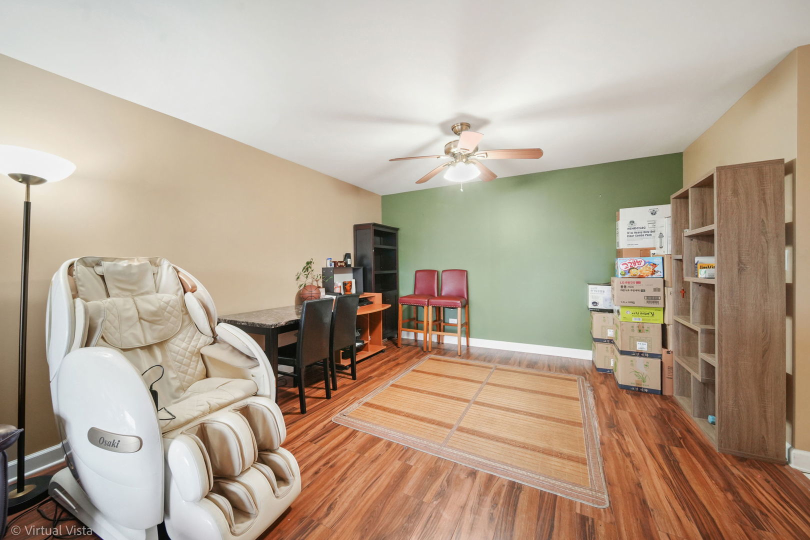 Niles, Illinois 60714, United States, 2 Bedrooms Bedrooms, ,2 BathroomsBathrooms,Residential,Active,232534