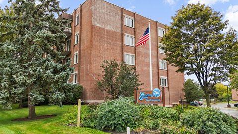 Tiny photo for 9500 Washington Street #306, Niles, IL 60714 (MLS # 12498871)
