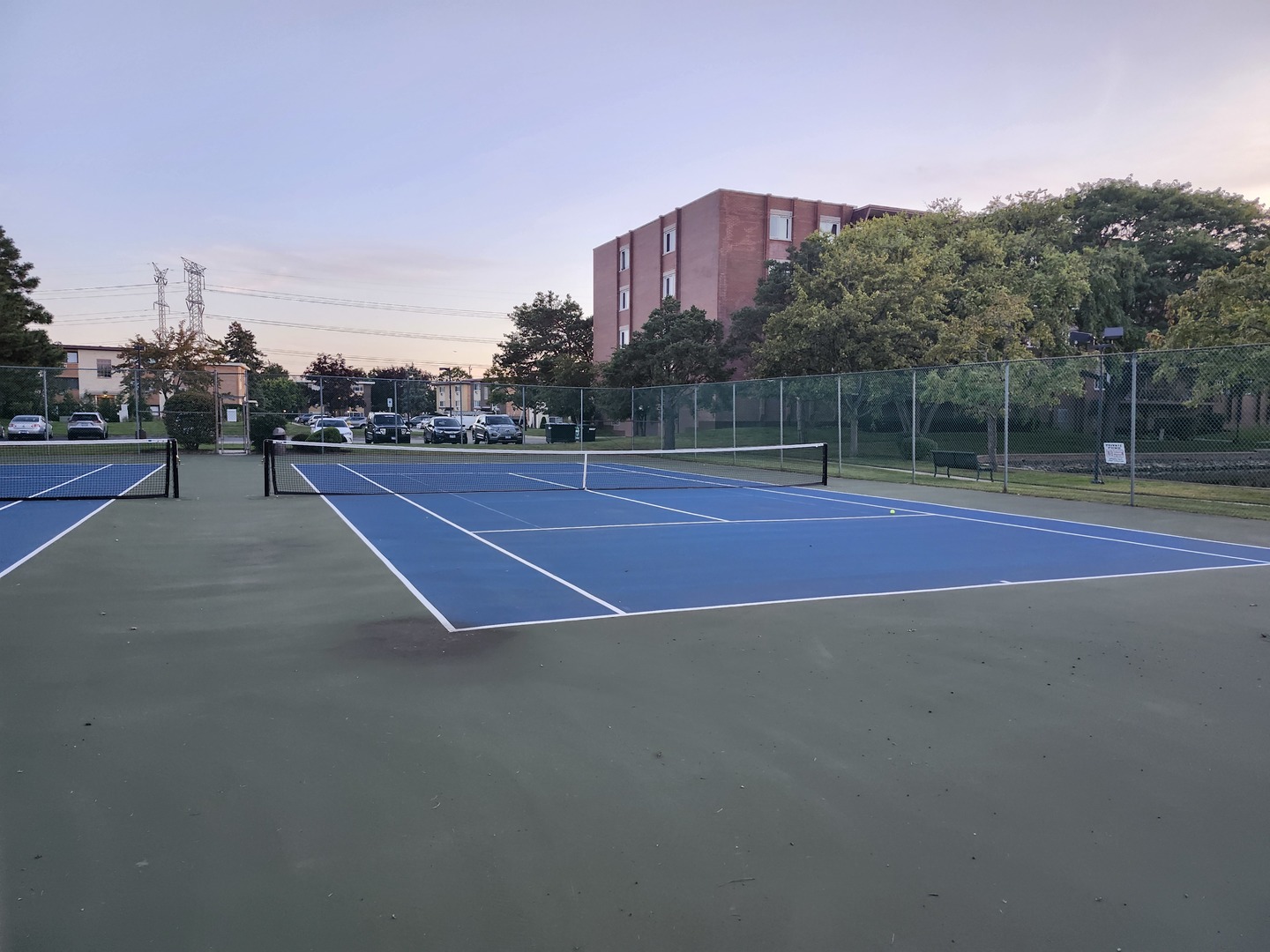 Niles, Illinois 60714, United States, 2 Bedrooms Bedrooms, ,2 BathroomsBathrooms,Residential,Active,232534