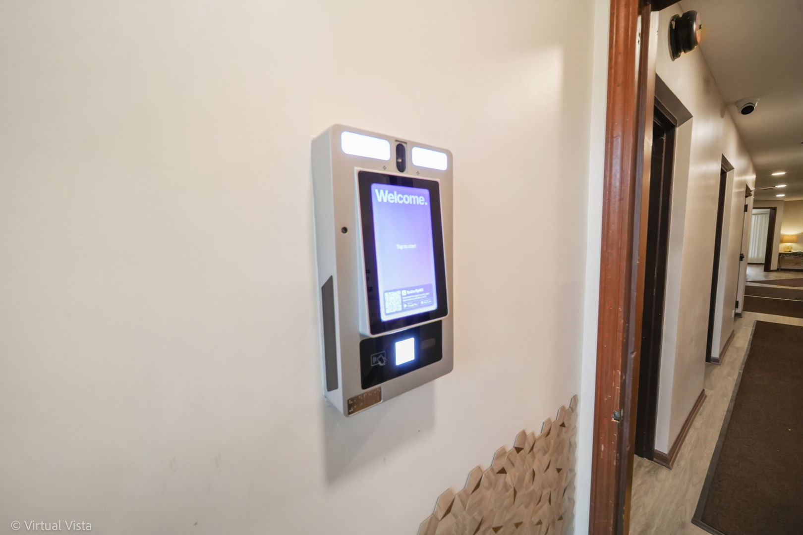 Niles, Illinois 60714, United States, 2 Bedrooms Bedrooms, ,2 BathroomsBathrooms,Residential,Active,232534