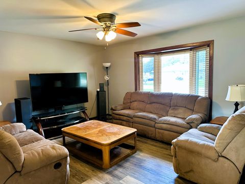 Tiny photo for 6130 Lockwood Drive, Rockford, IL 61109 (MLS # 12499279)