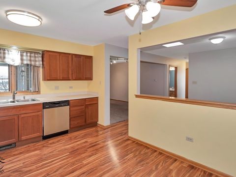 Tiny photo for 5014 W Circle Place, Crestwood, IL 60418 (MLS # 12616593)