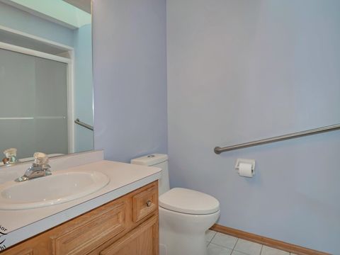 Tiny photo for 5014 W Circle Place, Crestwood, IL 60418 (MLS # 12616593)