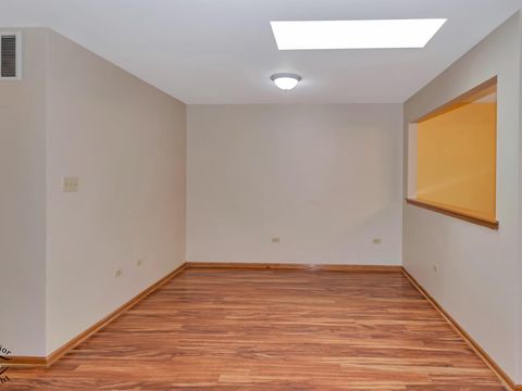 Tiny photo for 5014 W Circle Place, Crestwood, IL 60418 (MLS # 12616593)