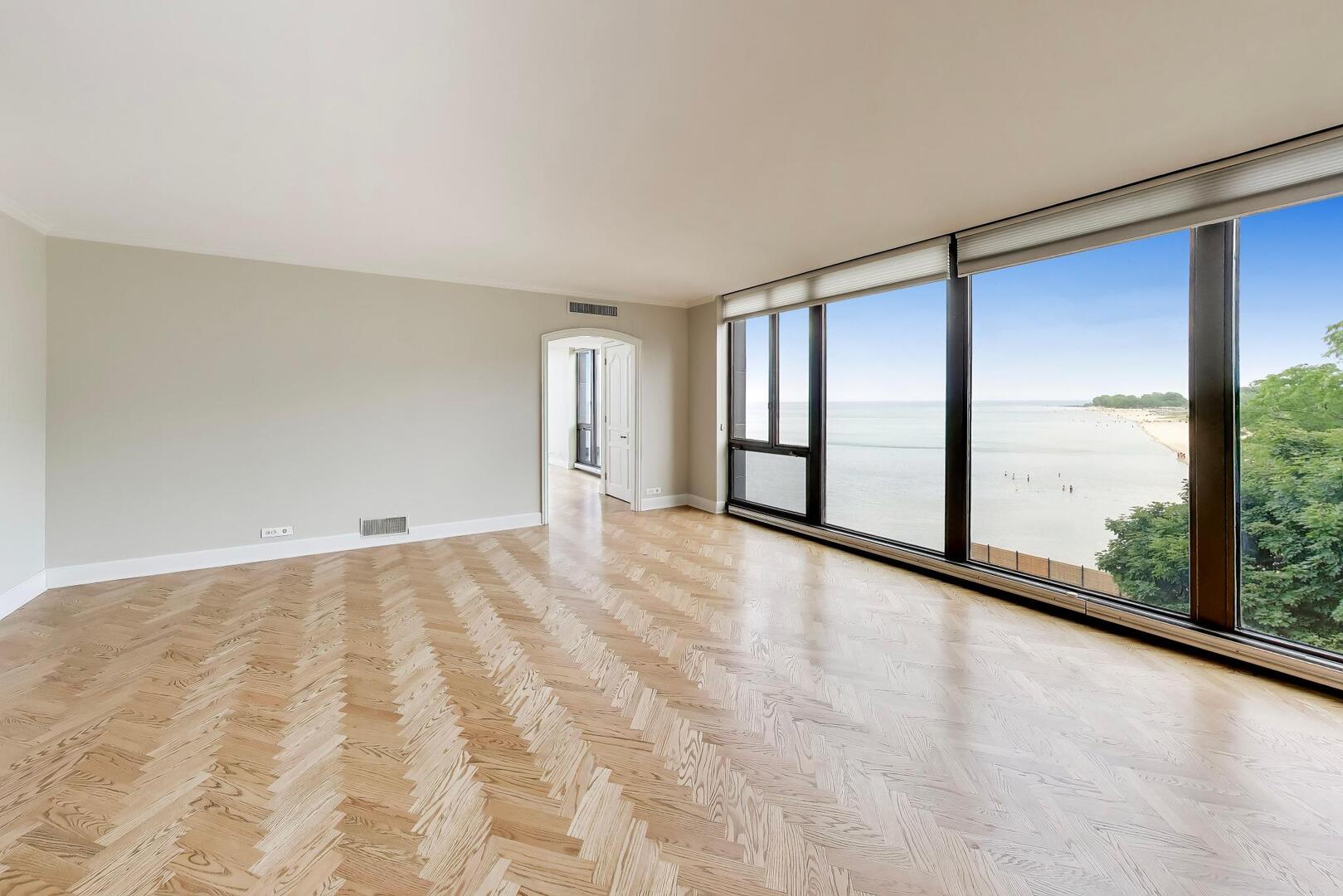 1420 Sheridan Road 6B
