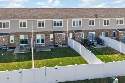 Tiny photo for 8166 W 87th Street #8166, Hickory Hills, IL 60457 (MLS # 12603966)