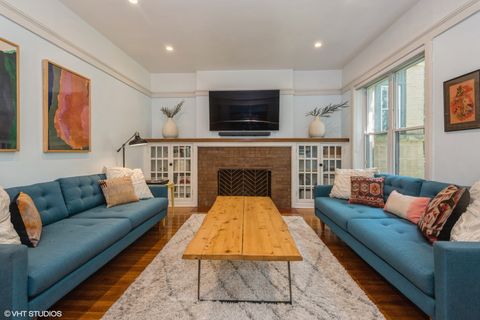 Tiny photo for 4745 N Malden Street #1S, Chicago, IL 60640 (MLS # 12592140)