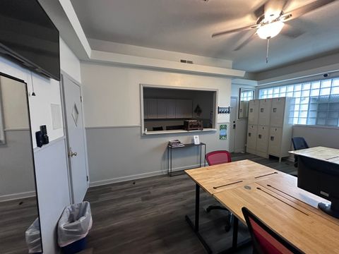 1415 N Ashland Avenue 7 Chicago IL 60622